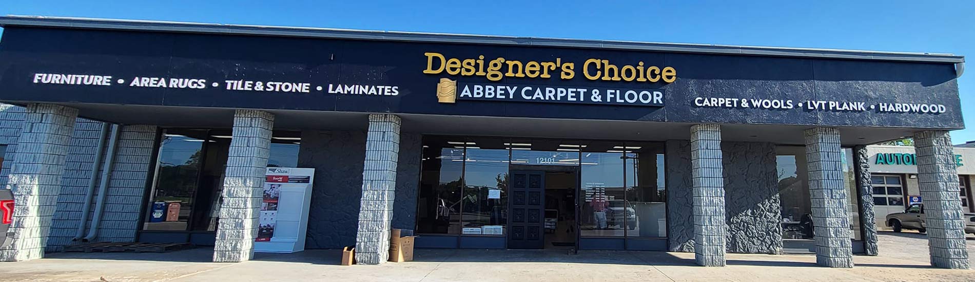 Designer's Choice new showroom in Lenexa!